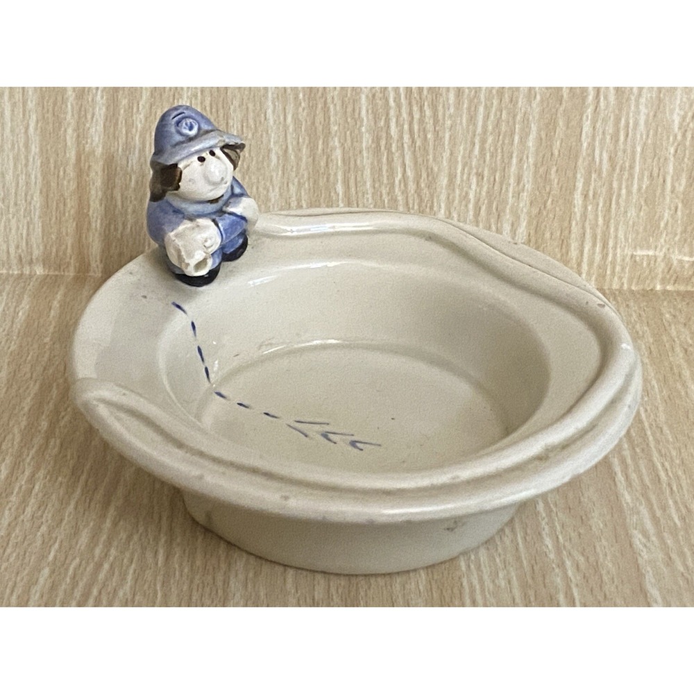 Little Squirt Ashtray Fitz Floyd Ceramic‎ Firefighter Fireman  FF